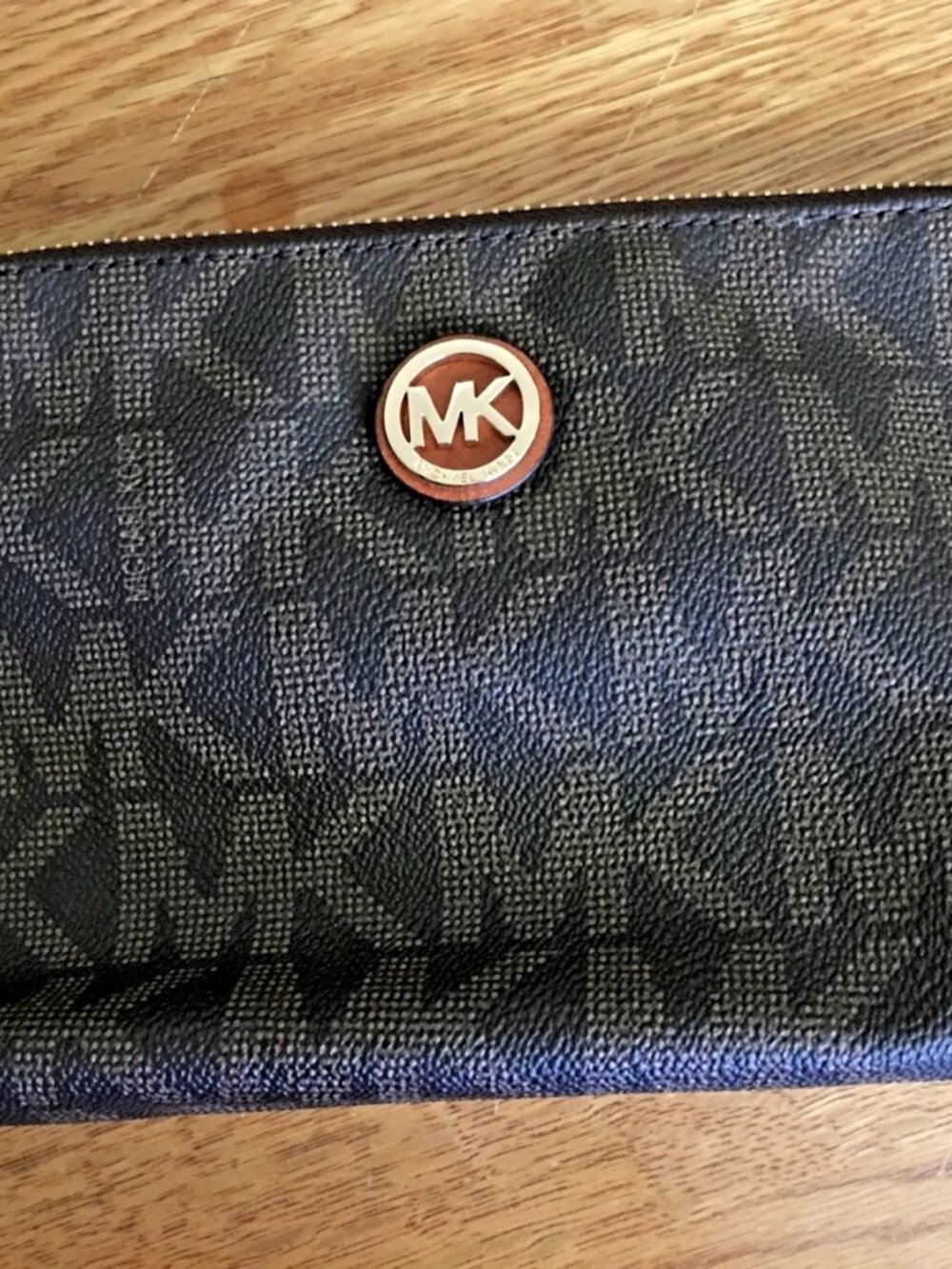 Michael Kors Jet Set Leather Wristlet Clutch Logo Brown Pvc/Dark Acorn & Gold